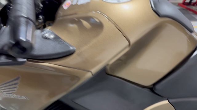 HONDA NT 700 DEAUVILLE смотреть онлайн