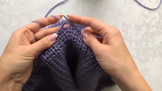 Вяжу жилет..и скоро будет МК. Анонс и 1-я часть мастер-класса по стильному базовому жилету спицами. смотреть онлайн