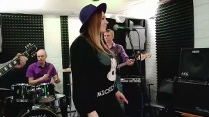 СОК   кавер-группа \ играем кавера на репбазе \  WhatsApp \ I Love Rock 'N' Roll \ Walking By Myself