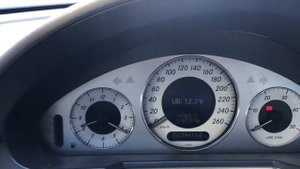 Как проверить уровень масла в двигателе Mercedes E-Class W211, два способа