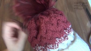 Как ПРИКРЕПИТЬ ПОМПОН на лентах к шапке. Меховой помпон на лентах.