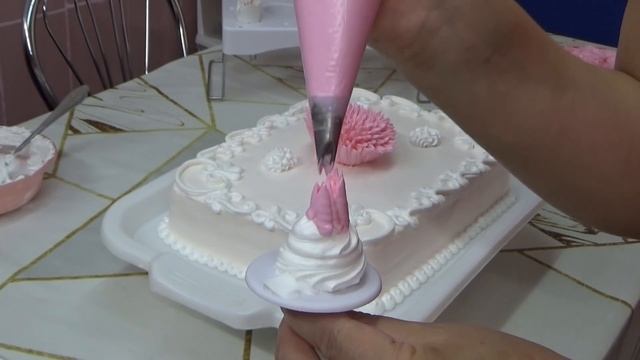 Торт Красный бархат с хризантемами смотреть онлайн