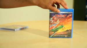Planes 3D Blu-ray, Blu-ray DVD and Digital Copy Unboxing