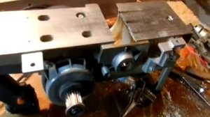 Ремонтируем ручной электрофуганок, замена подшипников