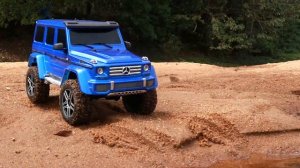 Mud Water Off Road Drive with RC Car Mercedes Benz 4x4