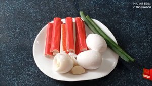 Две намазки на бутерброды. Из шпрот и из крабовых палочек.
