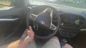 Веста. Возврат руля в 0 — положение после 40 км/ч