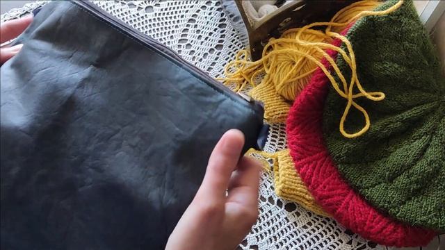 Что вяжу в апреле. Новый берет и новый карди смотреть онлайн