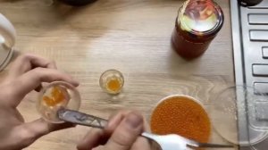 Как отличить настоящую красную икру от ненастоящей?