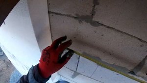 ?Утепляю стену под карнизным свесом кровли своими руками!