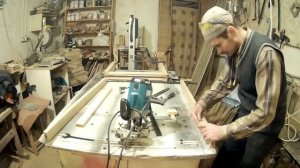 Как быстро выбрать паз или четверть. Простые упоры.