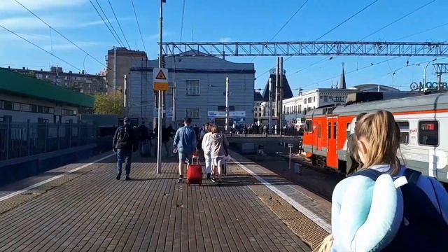 Поезд 662 Кинешма-Москва, площадь трёх вокзалов смотреть онлайн