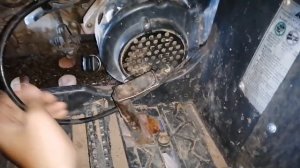 КАК СНЯТЬ ТРОСИК ГАЗА С КВАДРОЦИКЛА