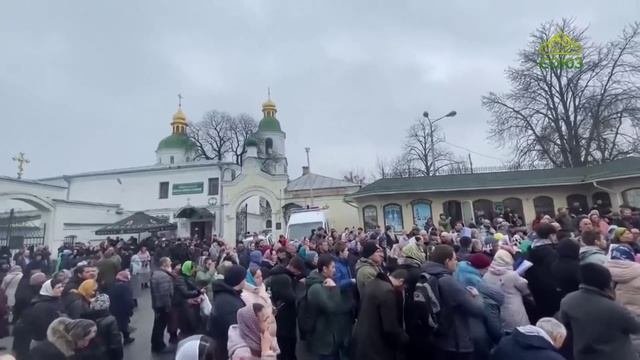 ЧЕТВЕРТЬ ЧАСА: соболезнование скорбящим, поддержка молящимся