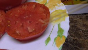Томат Зураб Кухинидзе для любителей огромных мясистых помидор для салатов! Дегустация.