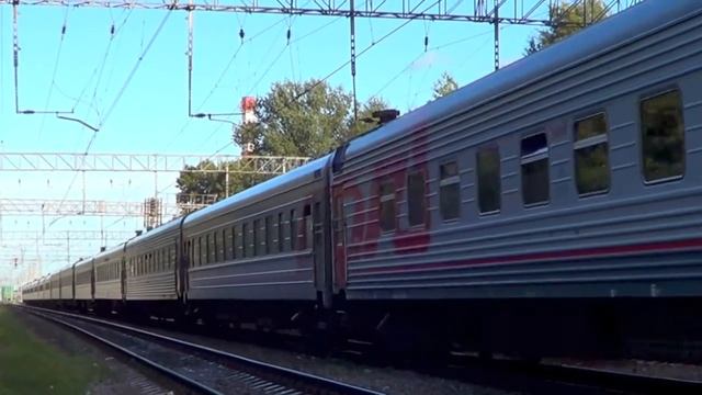 ЧС7-163 с пассажирским поездом №125 "Новороссийск – Москва" смотреть онлайн