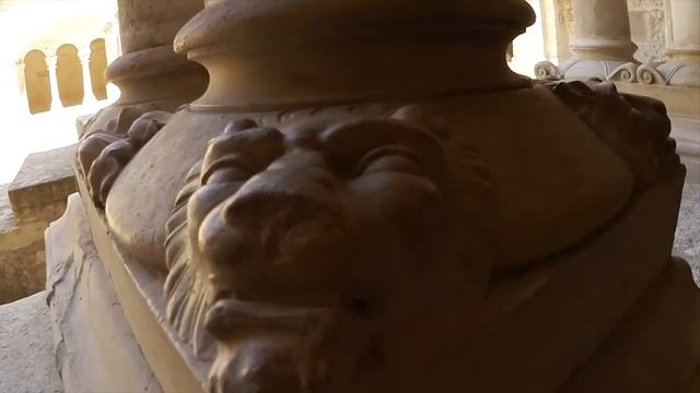 Нашёл золото и старинные монеты в старом аббатстве