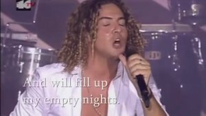 DAVID BISBAL CAMINA Y VEN Translation in english