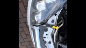 How to fit H7 Nighteye LED Vectra C Facelift