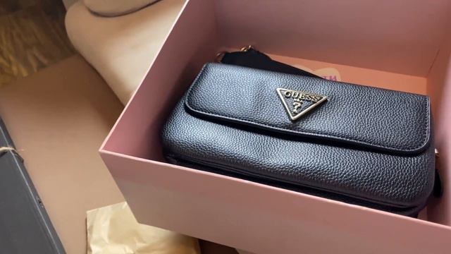 Парень ОТПРАВИЛ мне ПОДАРОК🥺/МИРИТСЯ или НЕТ? смотреть онлайн