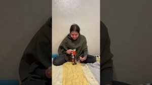 Пробуем острую еду из разных стран (Китай, Южная Корея, Бельгия)??
