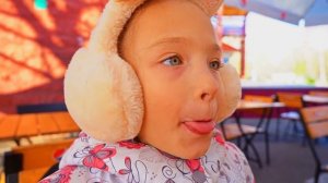 «Один яркий день из жизни юных гимнастов» – юных цирковых «звёздочек»  акробатики Насти и Эвелины.