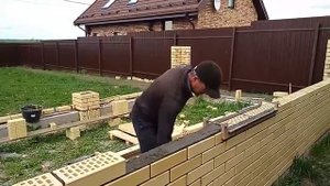 Удобное приспособление для кладки кирпича