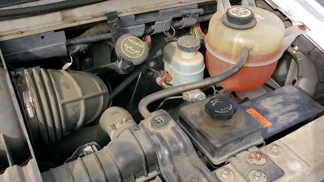 GovDeals: 2003 Ford Econoline E-150 CARGO VAN, 4.2L V6 смотреть онлайн