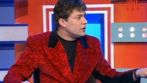 знаменитый кинопереводчик  с прищепкой на носу Леонид Володарский в студии прораммы ОСП СТУДИЯ