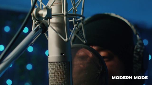 Introducing: The United UT Twin87 Twin-Circuit Large Diaphragm Condenser Microphone смотреть онлайн