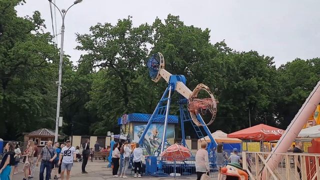 Самарский центральный парк культуры и отдыха летом пкио имени Юрия Алексеевича Гагарина летом днём смотреть онлайн