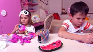 Макс и Катя рисуют ЧЕЛЛЕНДЖ Три Маркера