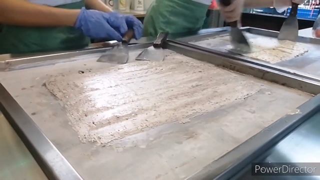 Тайское мороженое в Гомельском парке. Жареное мороженое. Уличная еда. Парк Паскевичей в Гомеле.