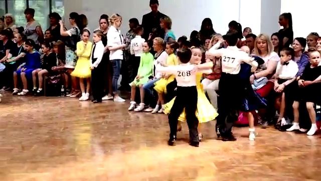 Deti 2 . w, q, ch, j . Весенний реверанс..Танцы в Кишиневе смотреть онлайн