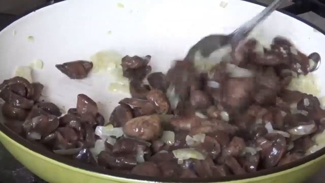 Мясной салат праздничный с корейской морковкой