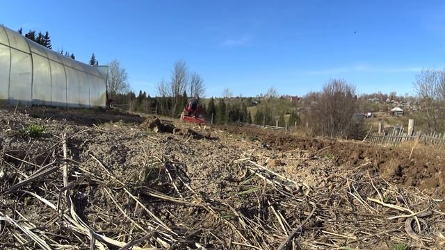 ПОСЫЛОЧКА / ЗАГНУЛО ПЛУГ / ФРЕЗЕРОВАНИЕ / СЕЕМ ФАЦЕЛИЮ / БОРОНОВАНИЕ / день в деревне смотреть онлайн