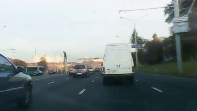 подрезака на форд транзит смотреть онлайн