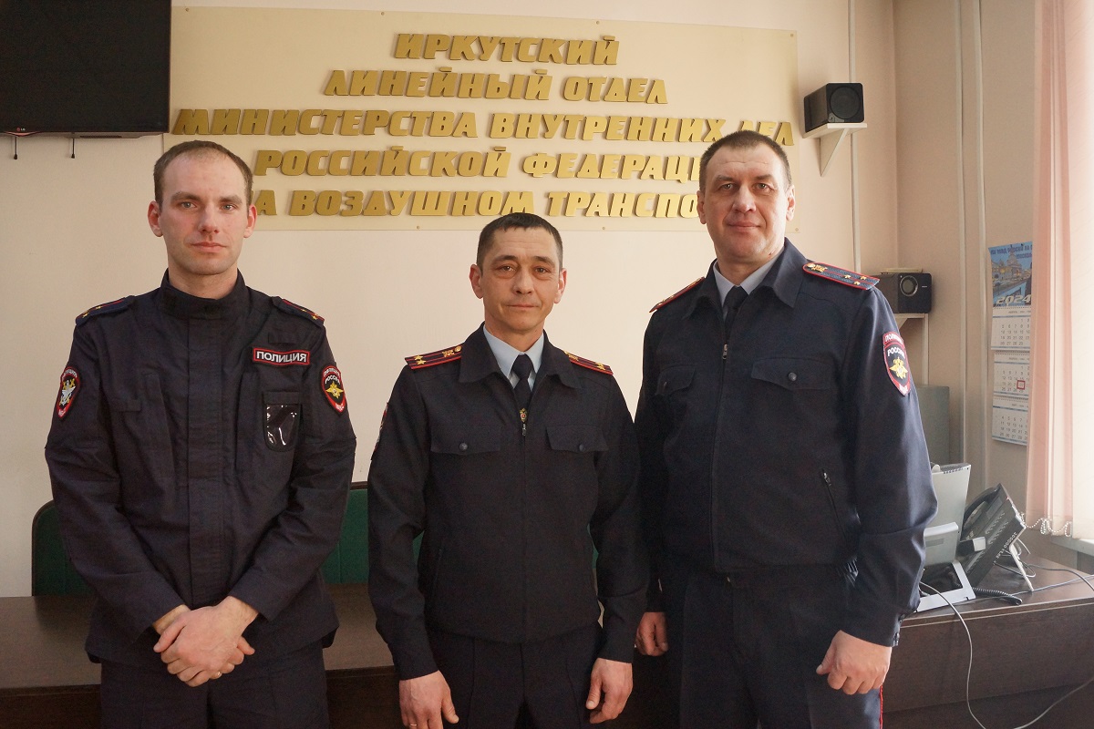 В Иркутске транспортные полицейские предотвратили пожар, возникший в административном здании