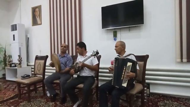 Ибратбек Машарипов (жонли ижро) смотреть онлайн