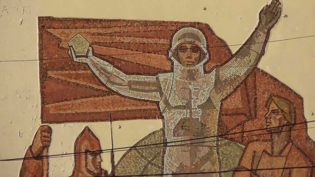 декораци зданий СССР в Великом Новгороде, Гагаринский рынок, бывший завод ленинского комсомола