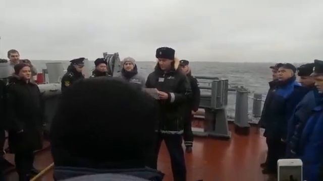 Как поздравляют моряков с рождением дочки.