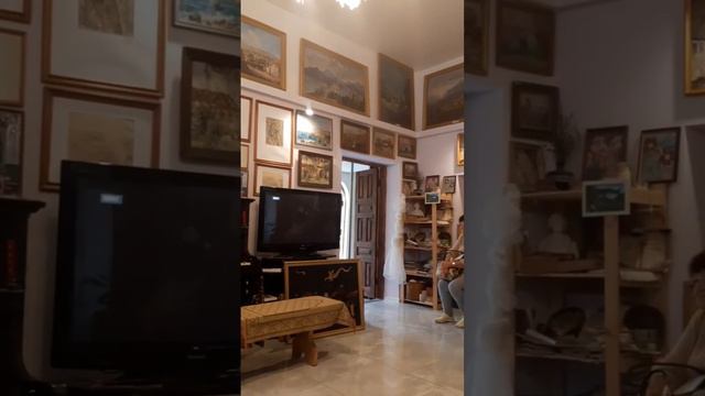 Играю в музее в Бахчисарае на старинном пианино! Playing honky-tonk piano! смотреть онлайн