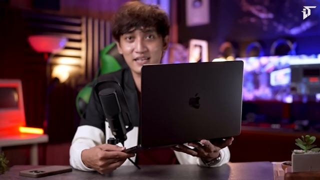 KERENN POLL!! Space Black MacBook Pro M3 Max Unboxing Indonesia 2023 смотреть онлайн