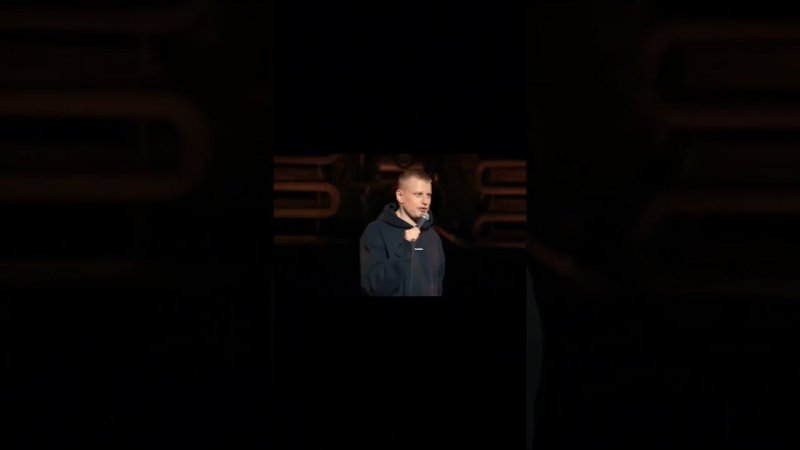 Слава Комиссаренко. Редбулл после 30ти. #shorts #стендап #standup #comedy @slavakomissarenko