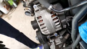 HOW TO REPLACE ALTERNATOR ON BMW E81 E82 E87 E88. ALTERNATOR REMOVAL