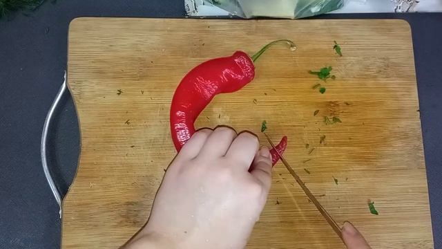 Малосольные огурцы в пакете простой рецепт на ужин и обед‼️/Виталик и Ангелина смотреть онлайн