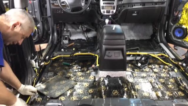 Hyundai Santa Fe (Хендай Санта Фе) шумоизоляция материалами Стандартпласт и Комфортмат