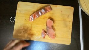 Жареная красная рыба на сковороде - быстрый ужин доя работающих