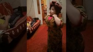 Очень смешной танец ребенка