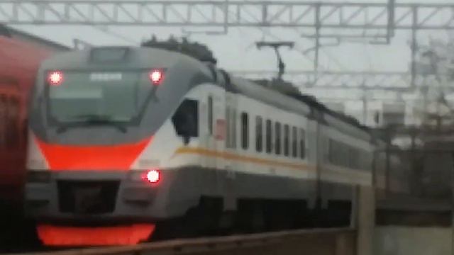 ЭШ2-005 Аэроэкспресс и ЭП2Д-0055 ЦППК Перекраска Наше Подмосковье На станции Кунцевская